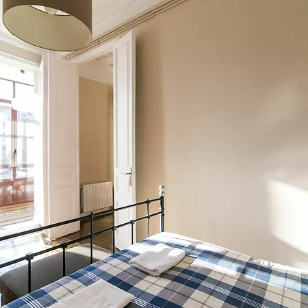 Placa Universitat Apartamento *